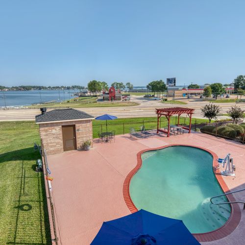 Best Western Lake Conroe Inn