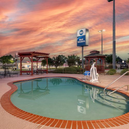 Best Western Lake Conroe Inn