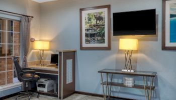 Best Western Lake Conroe Inn