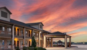 Best Western Lake Conroe Inn